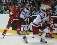 Czechs beat Artyukhin 3-2